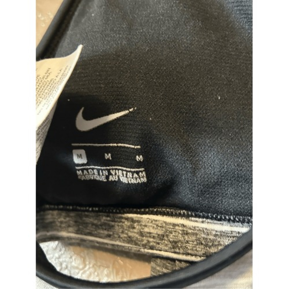 Nike Women's Activewear Tank Top Gray Striped Racerback Layered Athletic - Picture 5 of 7